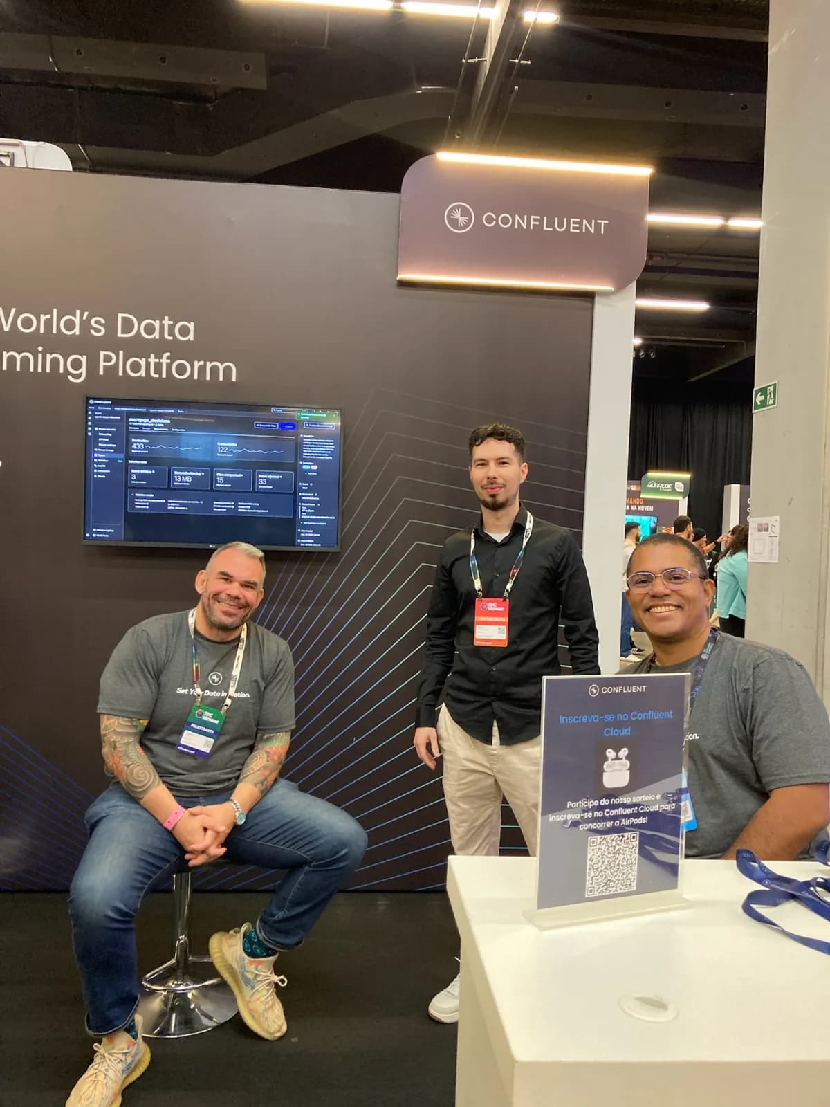 Datatchê team at the Confluent booth